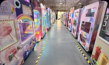 Custom vending cabinet shapes
